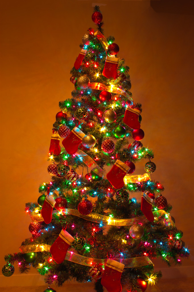 Hot Looking Christmas Tree Free Download